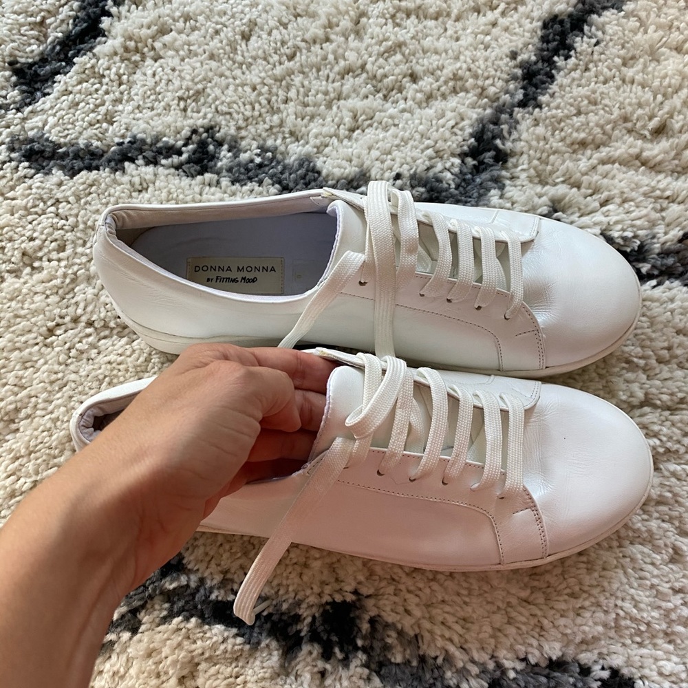White Italian leather sneakers by Fitting Mood